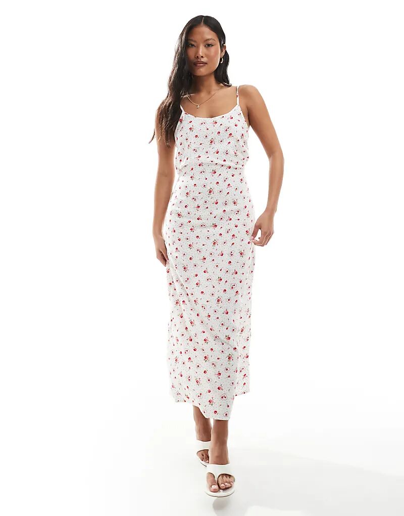

Платье-комбинация Miss Selfridge Petite с бретельками и круглым вырезом, с принтом в виде сердечек