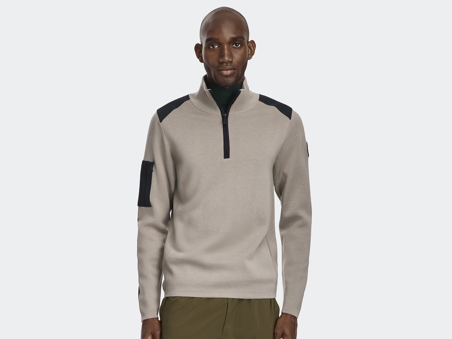 

Свитер Canada Goose Stormont ¼ Zip Black Label, Limestone