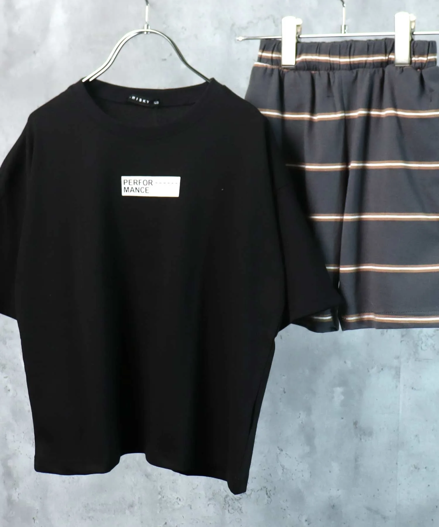 Детский комплект: футболка с коротким рукавом и шорты THE CASUAL чёрный