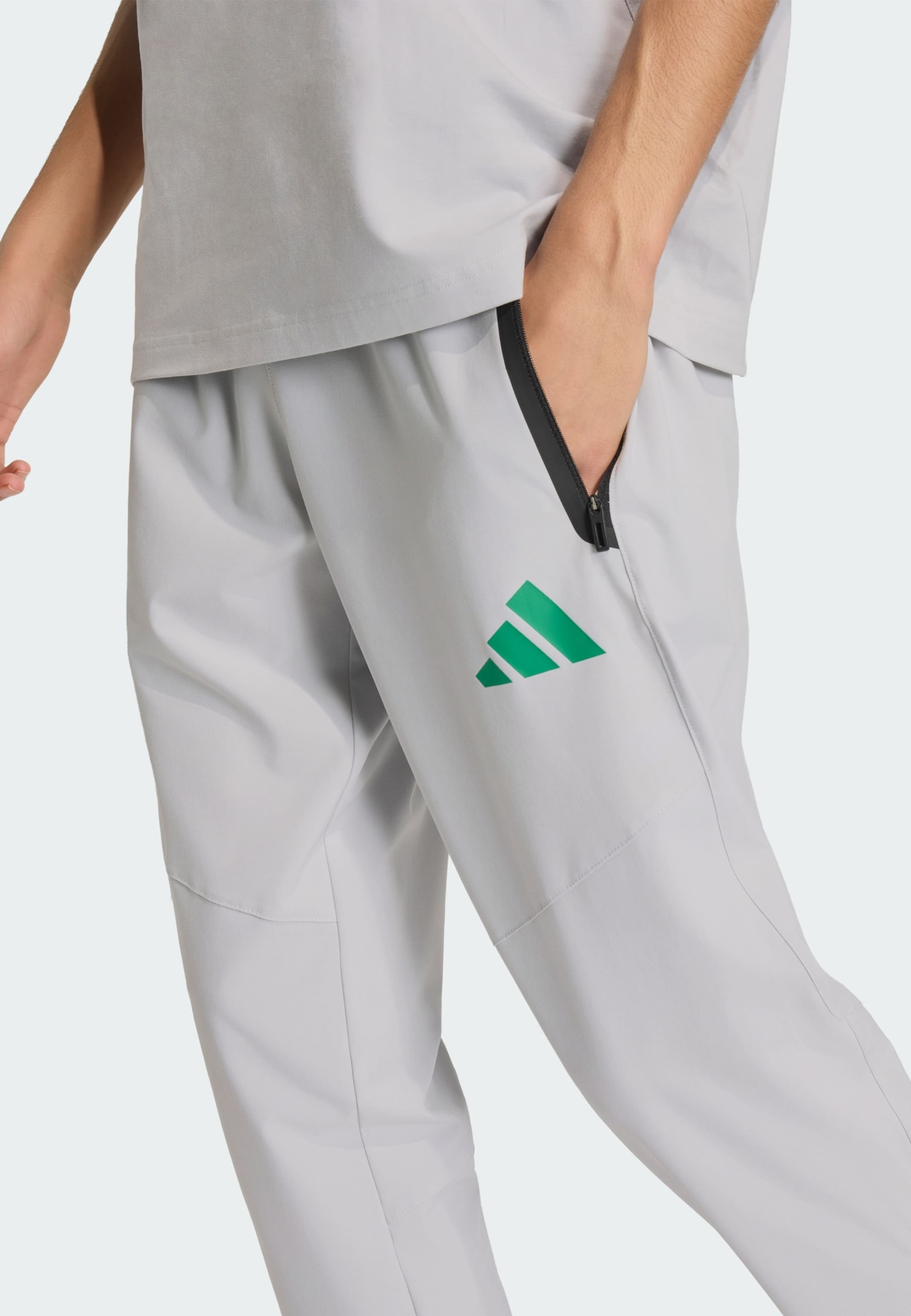 Adidas Performance Узкие спортивные штаны 'Algerien Tiro' в светло-сером цвете — фото 4
