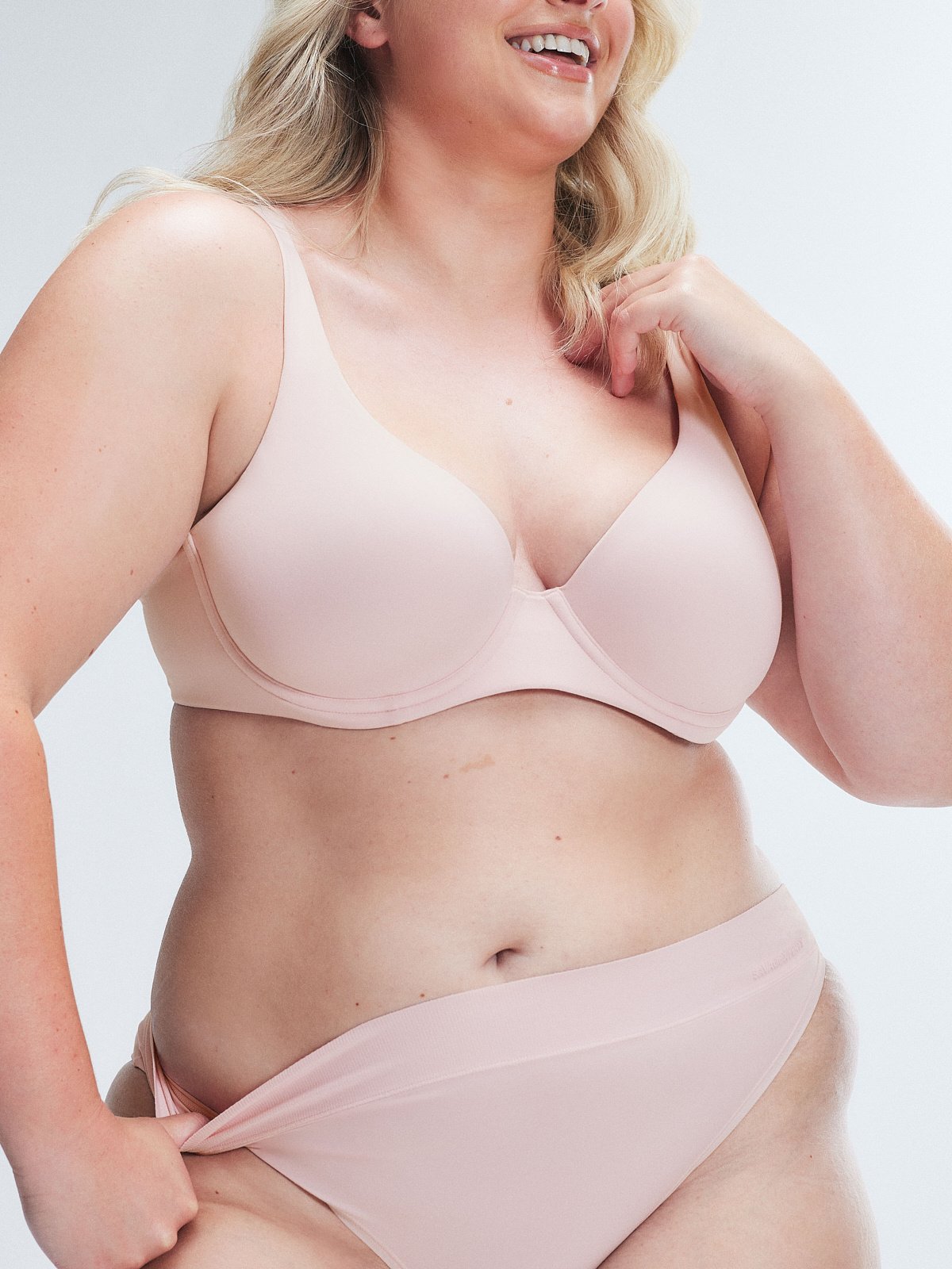 

Деми бюстгальтер без подкладки Savage X Fenty Soft N' Savage, цвет Drama-Free Pink