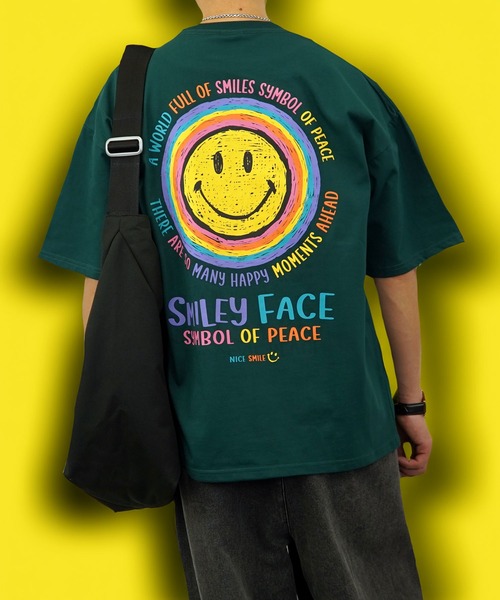 

Футболка с коротким рукавом, оверсайз, плотный хлопок, принт Smiley Face, GROOVY STORE, темно-зеленый