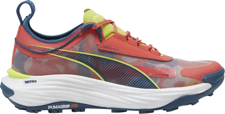 Кроссовки Wmns Voyage Nitro 3 'Seasons - Active Red', красный
