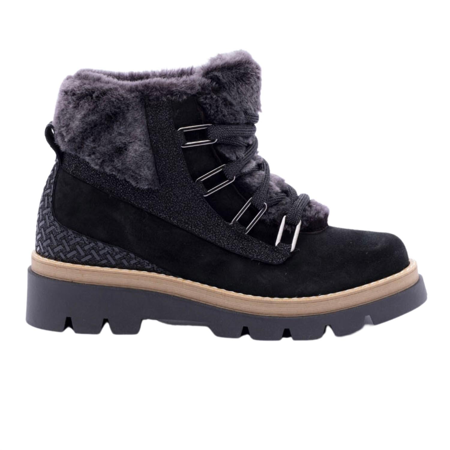 Женские сапоги Clara Shearling черного цвета Montelliana