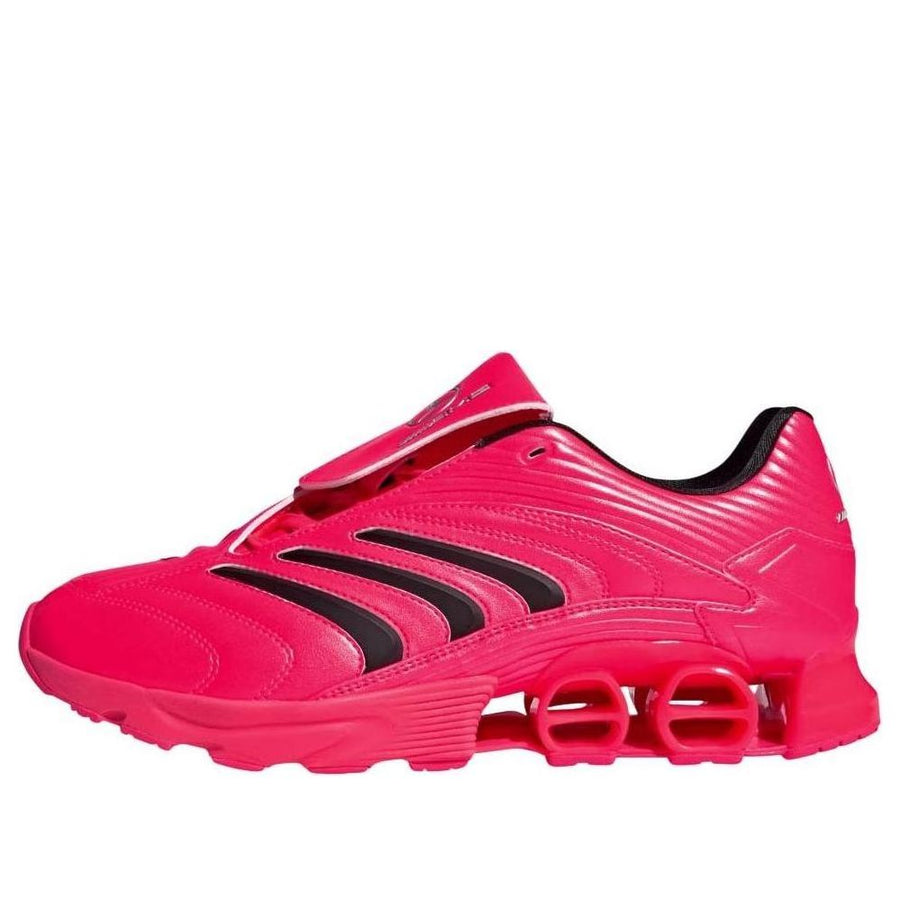 

Кроссовки adidas x Mercedes Predator Megaride 'Turbo Black', розовый