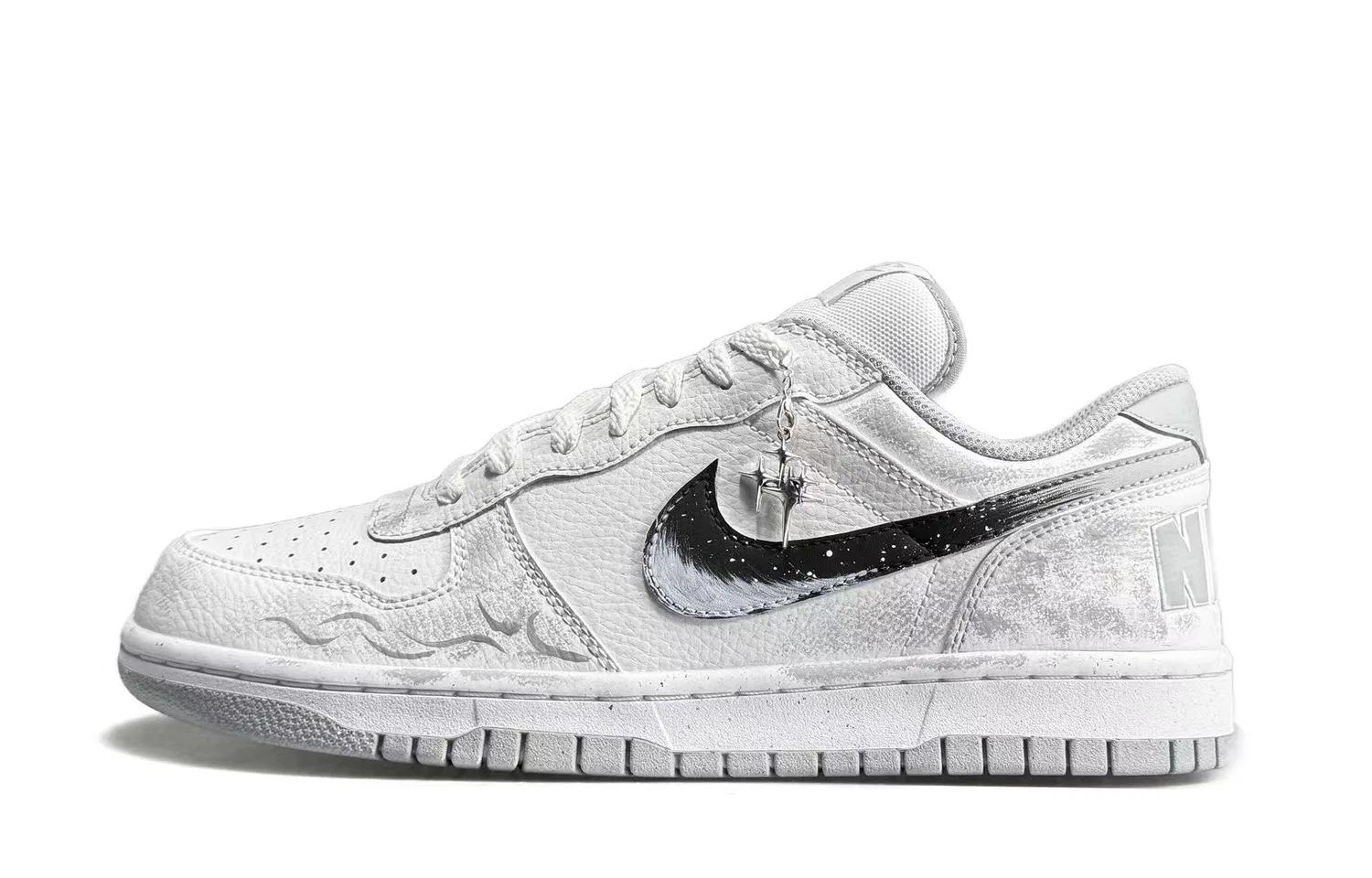 Кеды Nike Big Low серые — фото 3