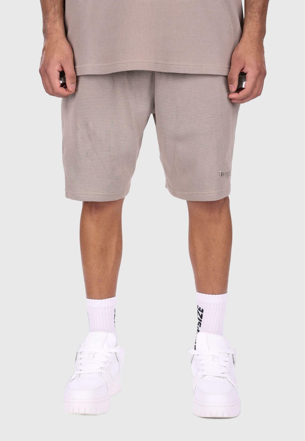 

Шорты WAFFLE - Tracksuit bottoms Dropsize, серо-коричневый