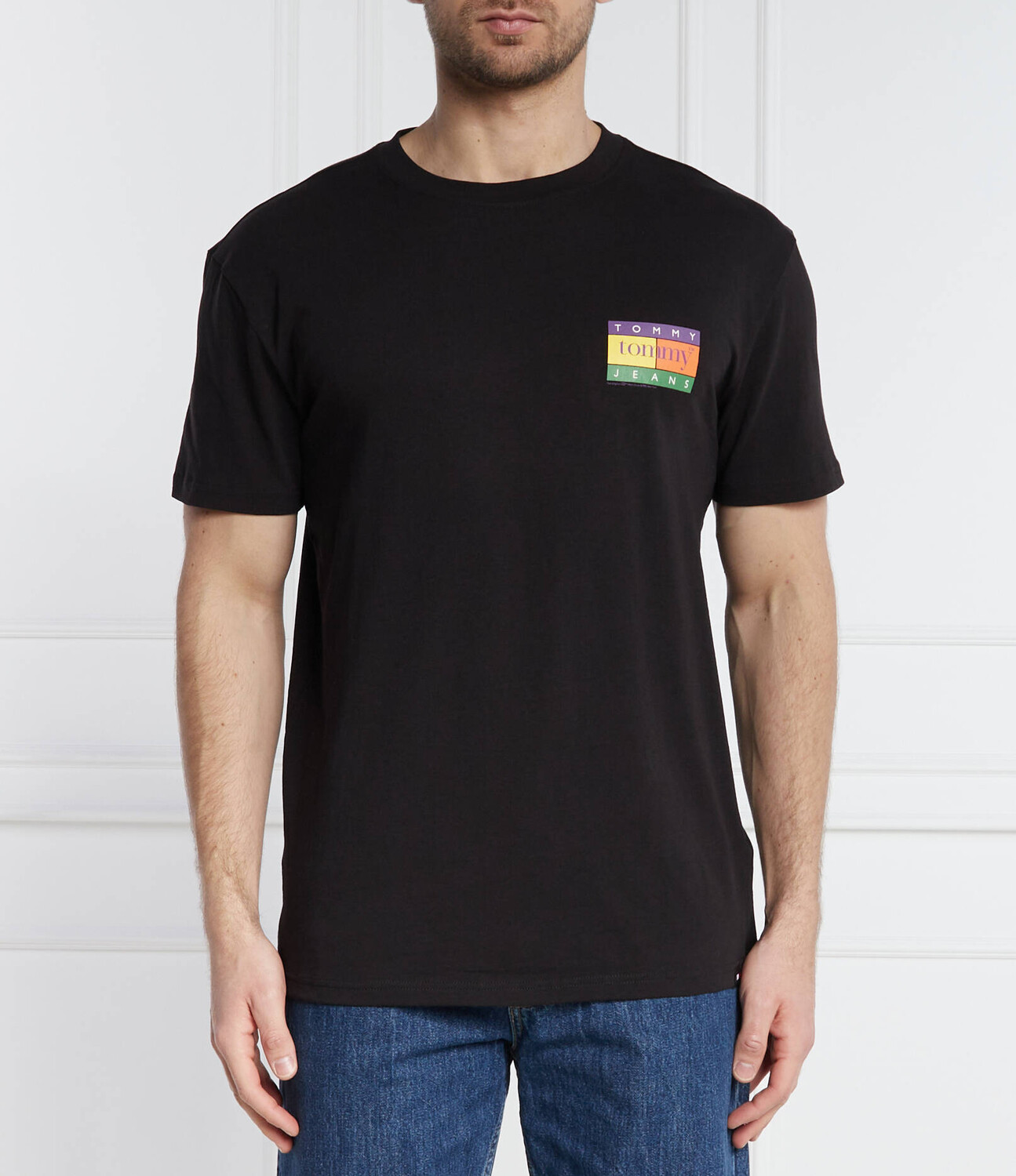 

Футболка Tommy Jeans Regular Fit, черный