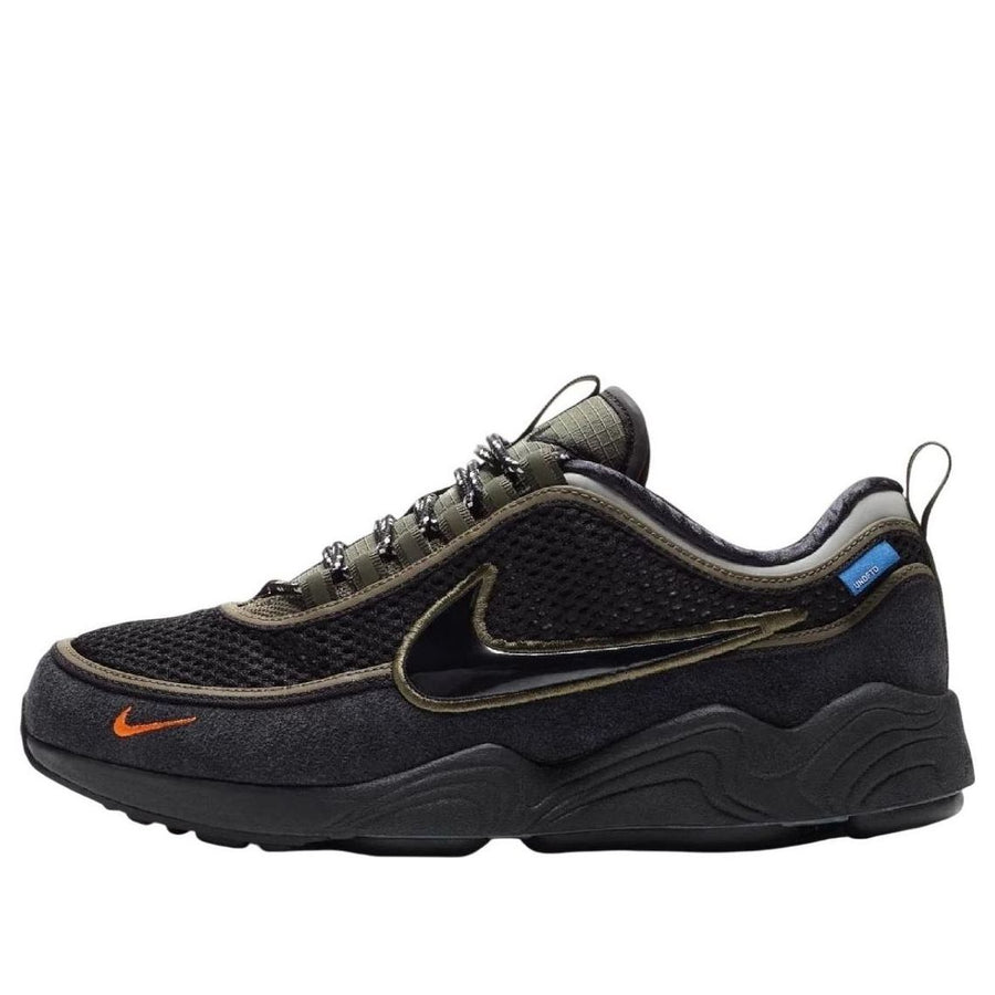 

Кроссовки Nike x UNDEFEATED Air Zoom Spiridon 'Cargo Khaki', зеленый