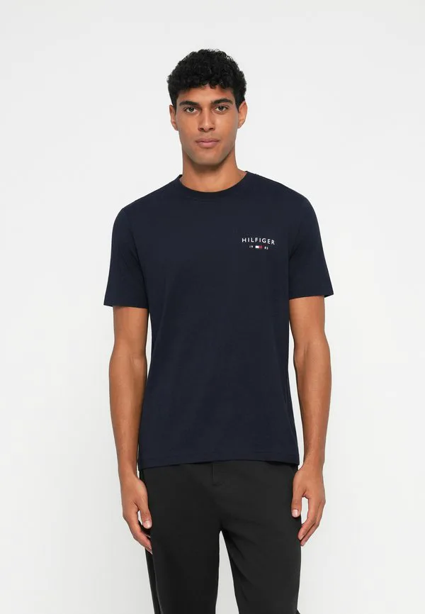 Футболка маленького размера с логотипом бренда, базовая футболка. Tommy Hilfiger, Desert Sky