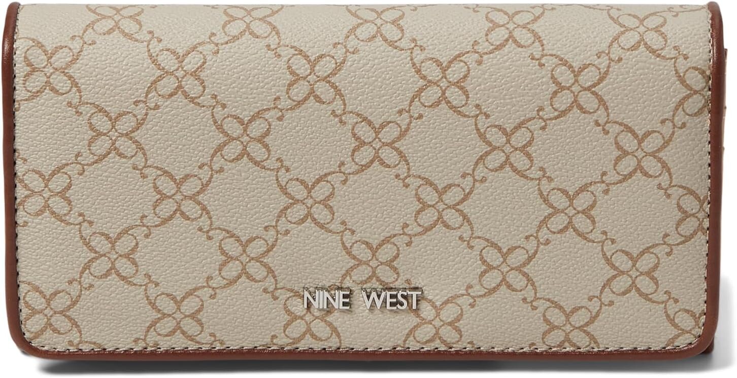 

Кошелек Nine West Zuri Slg Organizer Wallet, цвет Mushroom Logo/Mahogany