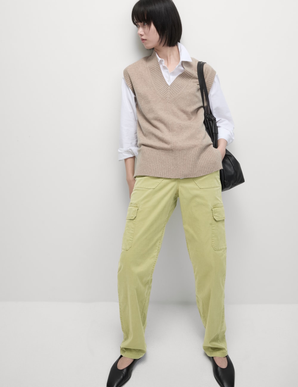 

Прямые брюки-карго Lyocell Rich Marks & Spencer, цвет Fern green