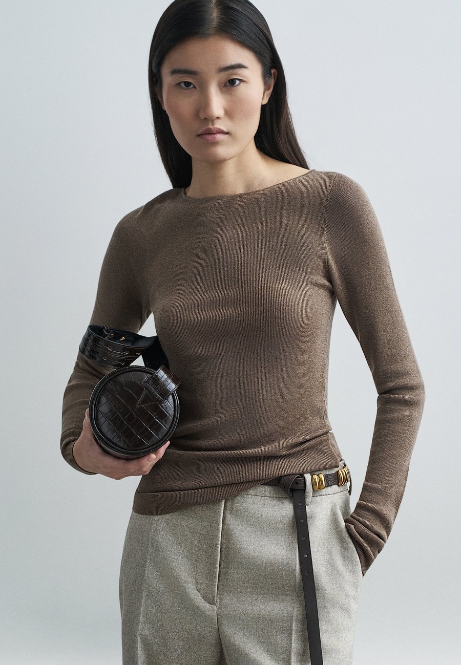 

Джемпер Tiger of Sweden KATHRIN, Potato/Taupe