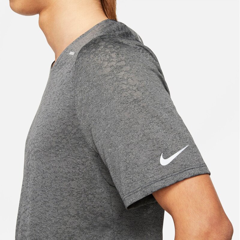 Laufshirt "nike rise 365 run division" Nike, мультиколор — фото 4