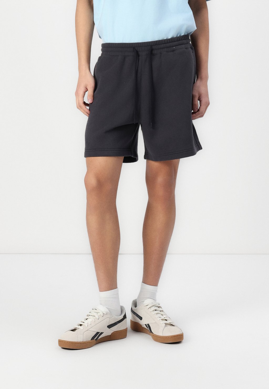 

Шорты LOOSE SHORT Hollister Co., черный
