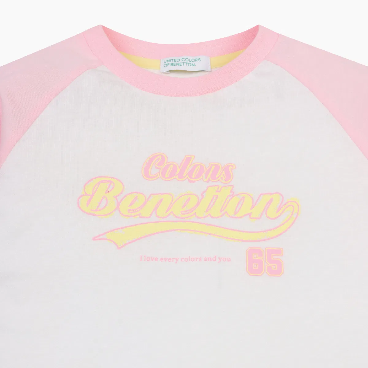 Детская футболка реглан с контрастными вставками, розовая, от Benetton Kids — фото 3