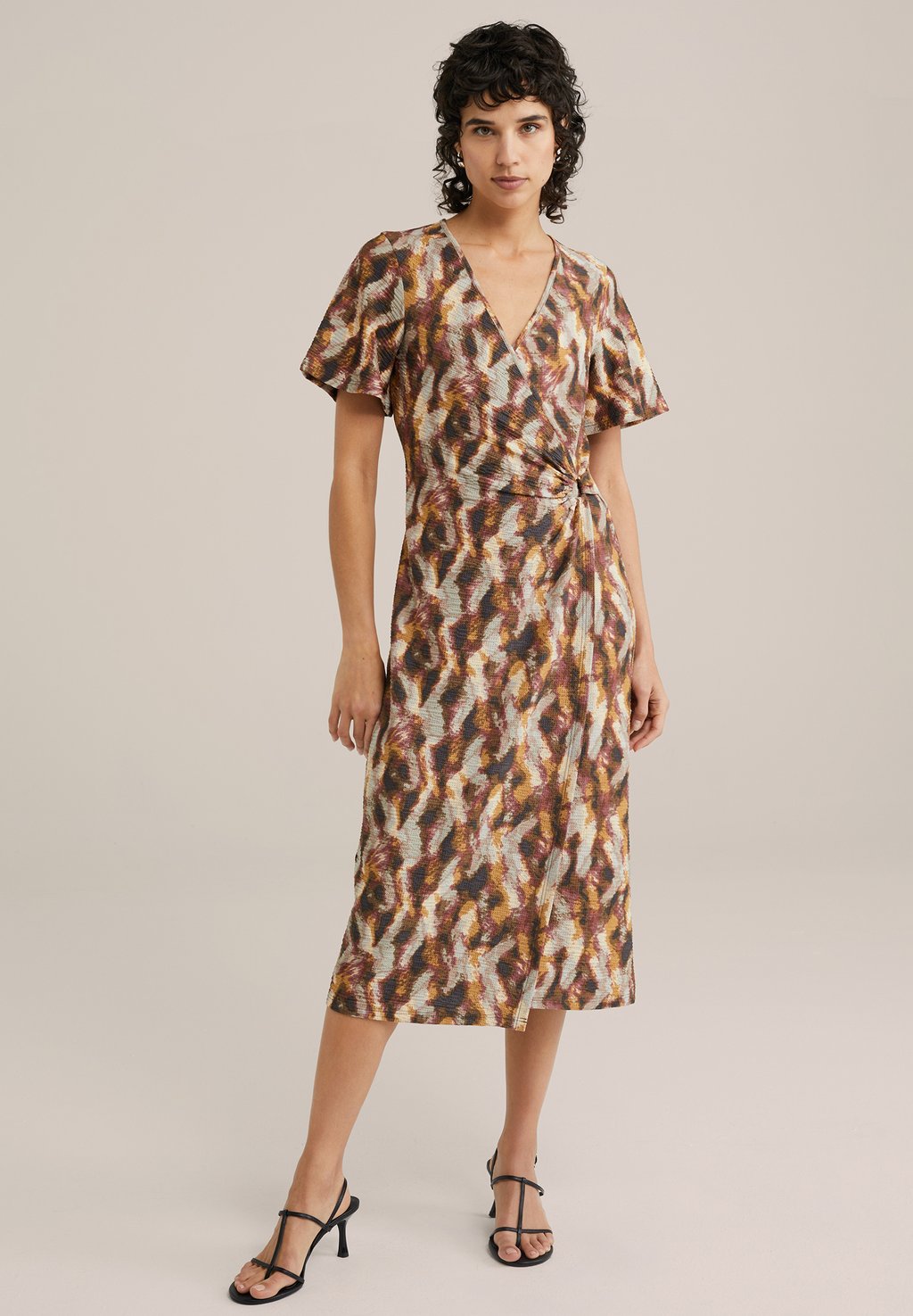 

Повседневное платье WE Fashion, желтый