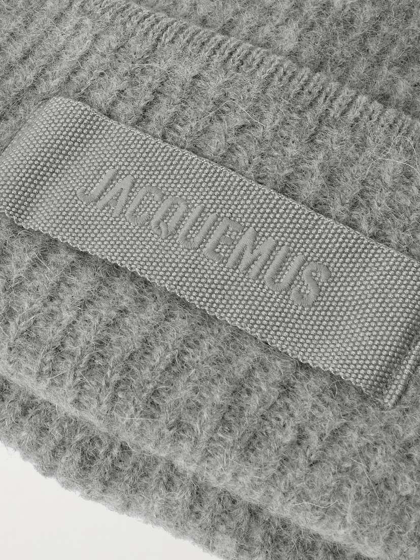 Le bonnet, вязаная в рубчик шапочка с отделкой из грогрена Jacquemus, серый — фото 2