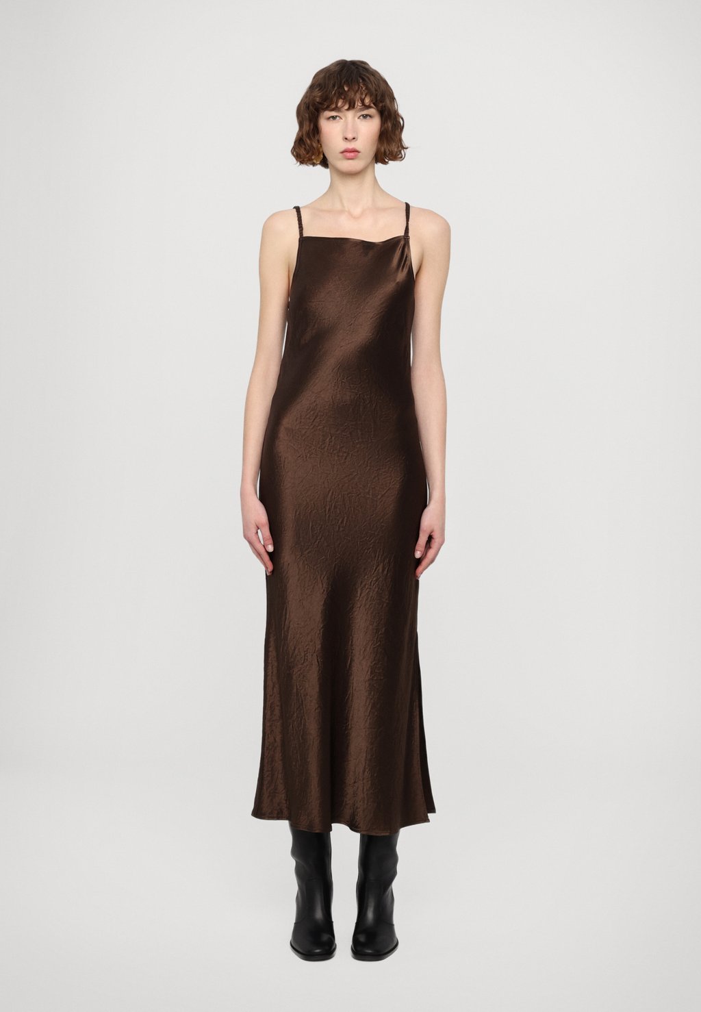 

Коктейльное платье / Вечернее платье STRAP DRESS CLOSED, коричневый
