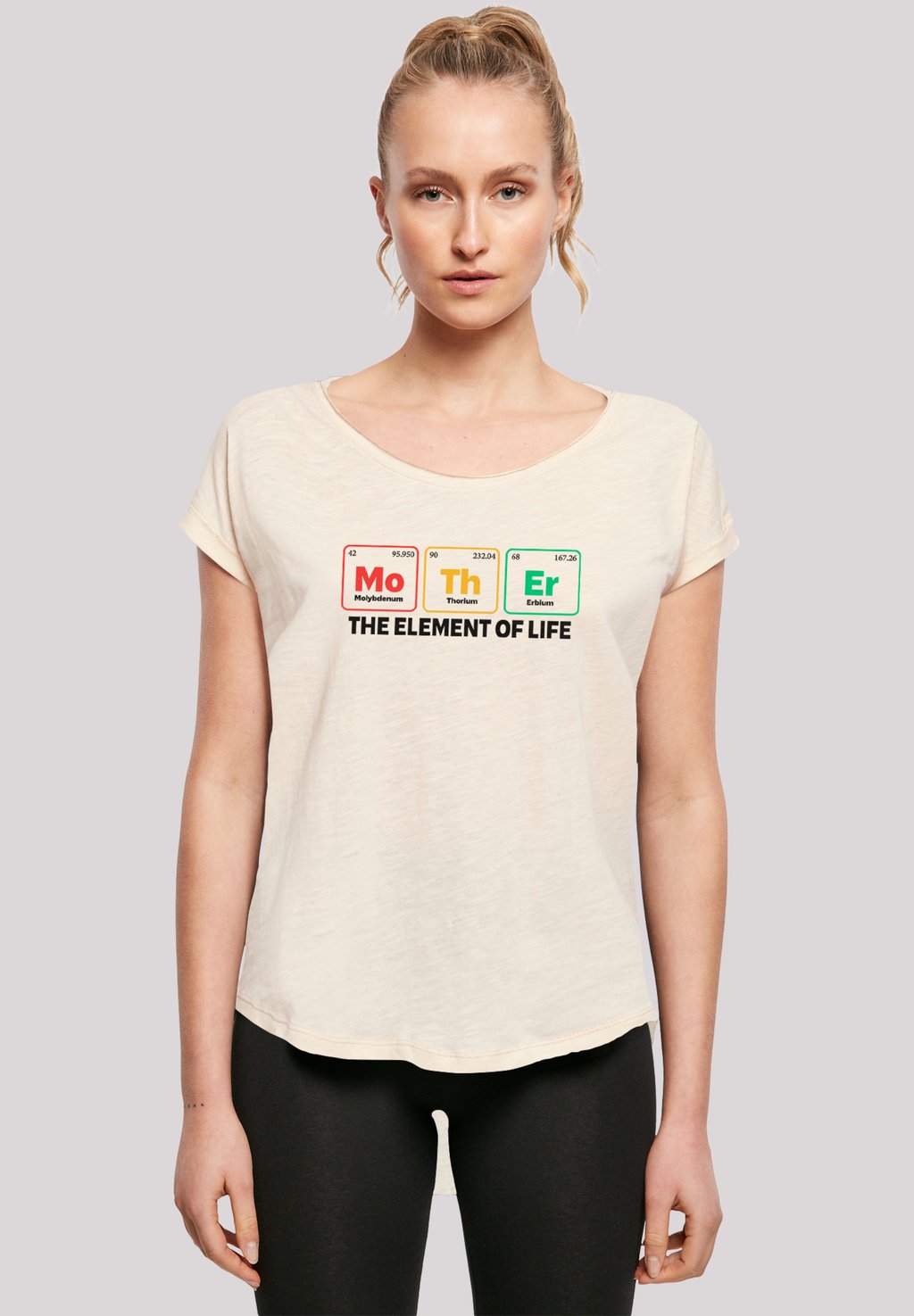 

Футболка с принтом MOTHERS DAY PERIODIC GEEKY MOM F4NT4STIC, песочный