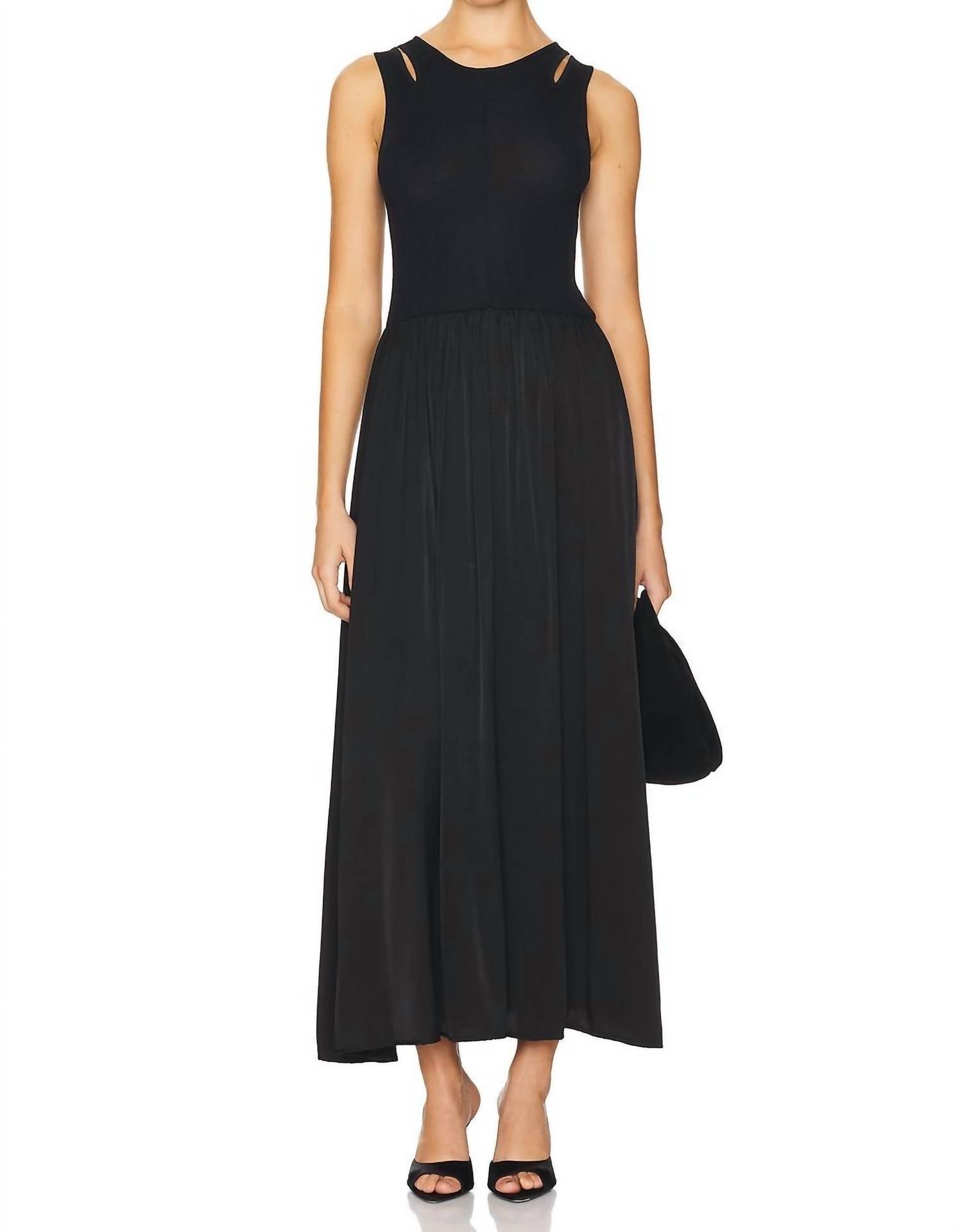 

Lioness Платье-макси «Пируэтт» черного цвета