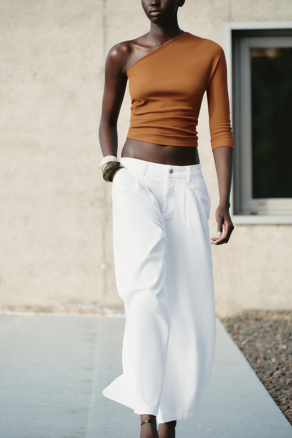 

Асимметричный топ в рубчик ZARA, цвет Burnt orange