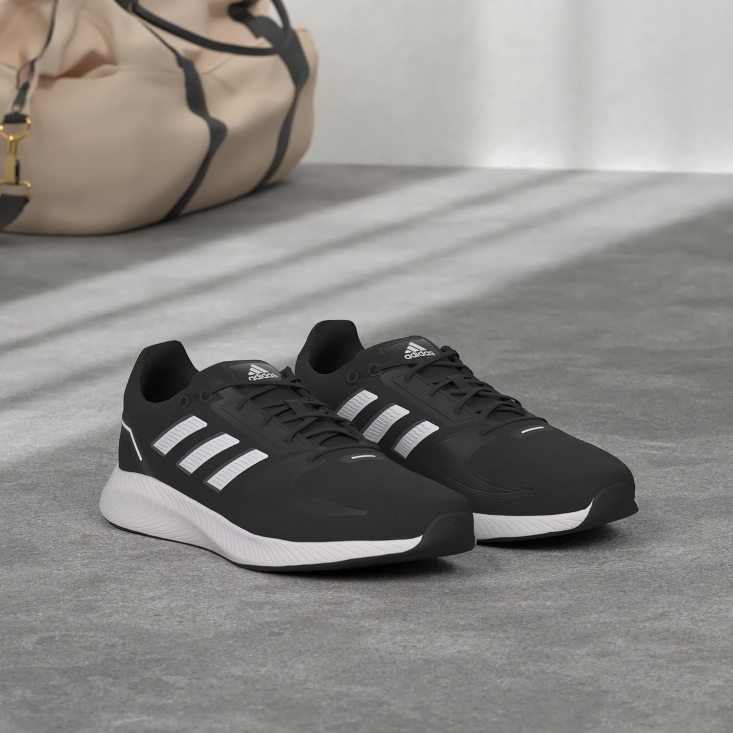 Мужские кроссовки Adidas Runfalcon 2.0, белый/черный/серый — фото 2