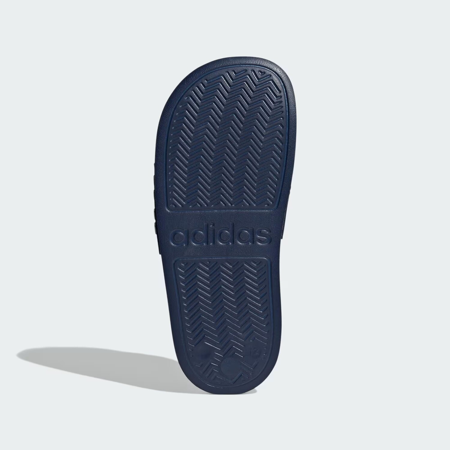 Шлепанцы для душа Adilette Adidas, цвет Dark Blue/Cloud White/Dark Blue — фото 3