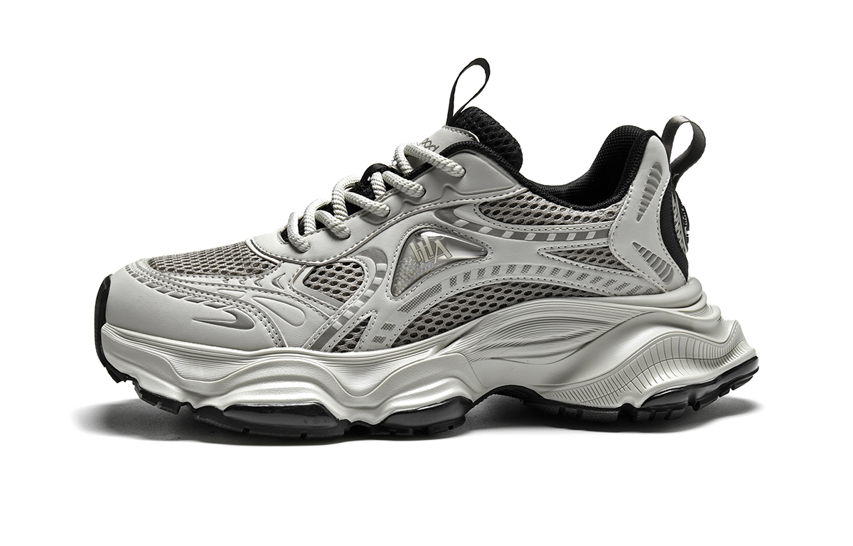 

Низкие массивные кроссовки для мужчин HLA, бежевый