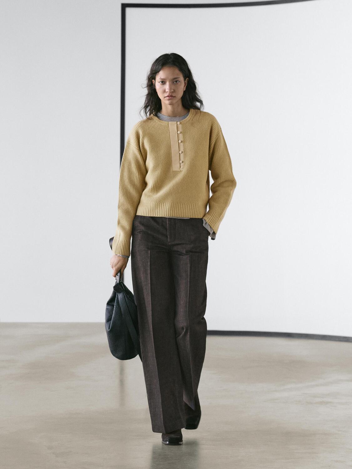 

Вязаный свитер из смесовой шерсти Massimo Dutti, mustard yellow