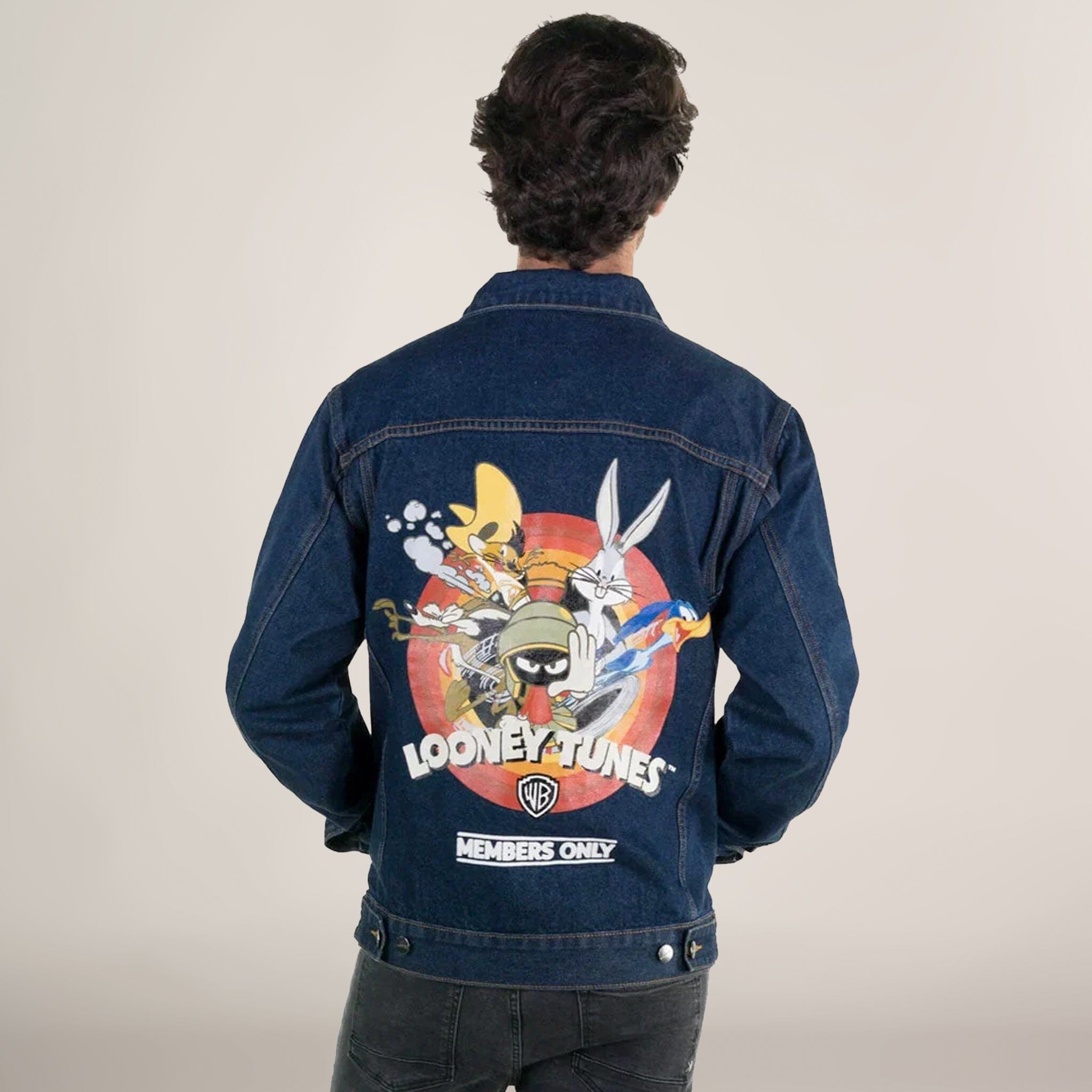 

Мужская джинсовая куртка дальнобойщика Looney Tunes Members Only, цвет dark indigo