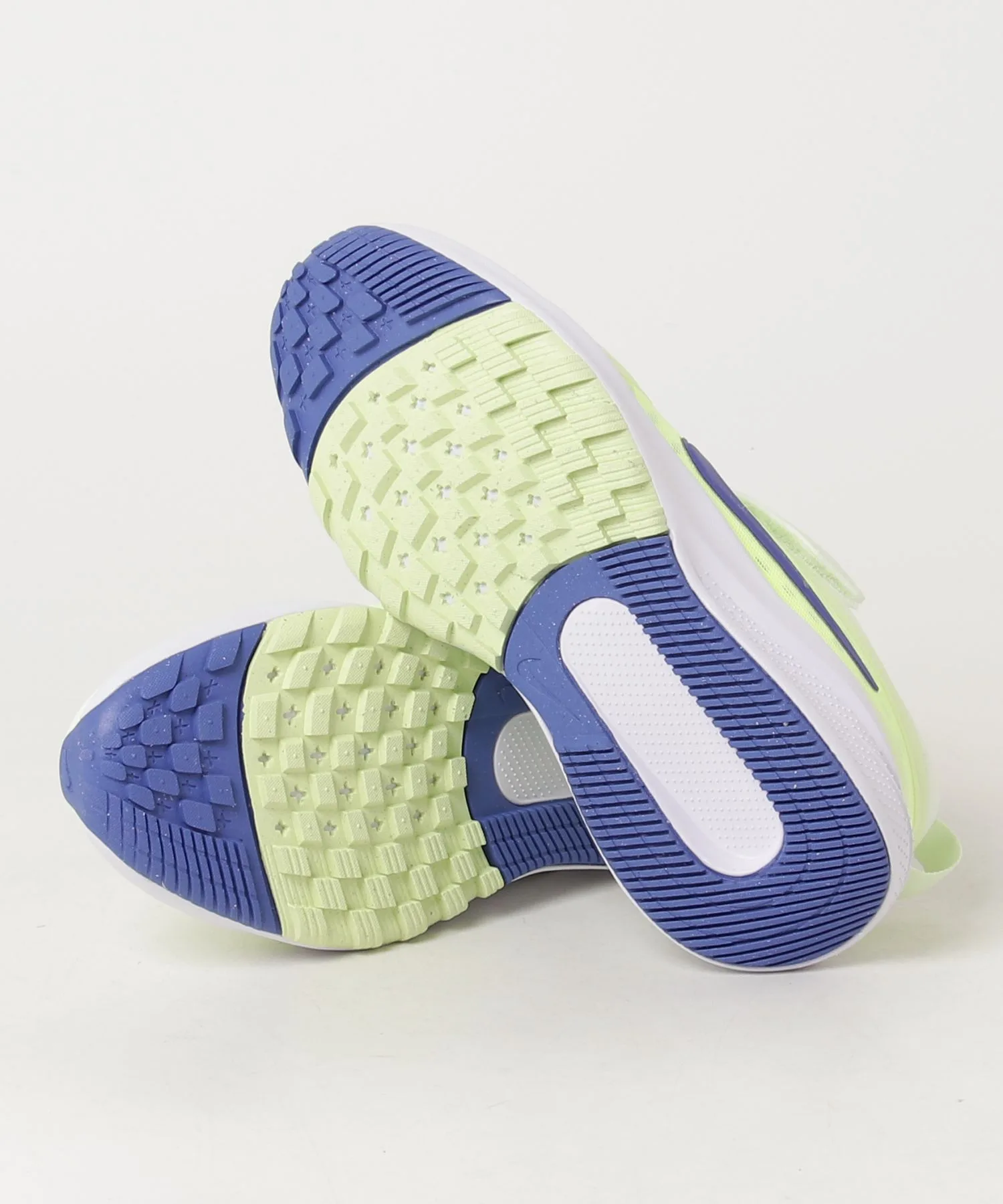 Детские кроссовки для бега с сетчатым верхом Nike Star Runner 5 PS светло-зелёные — фото 3
