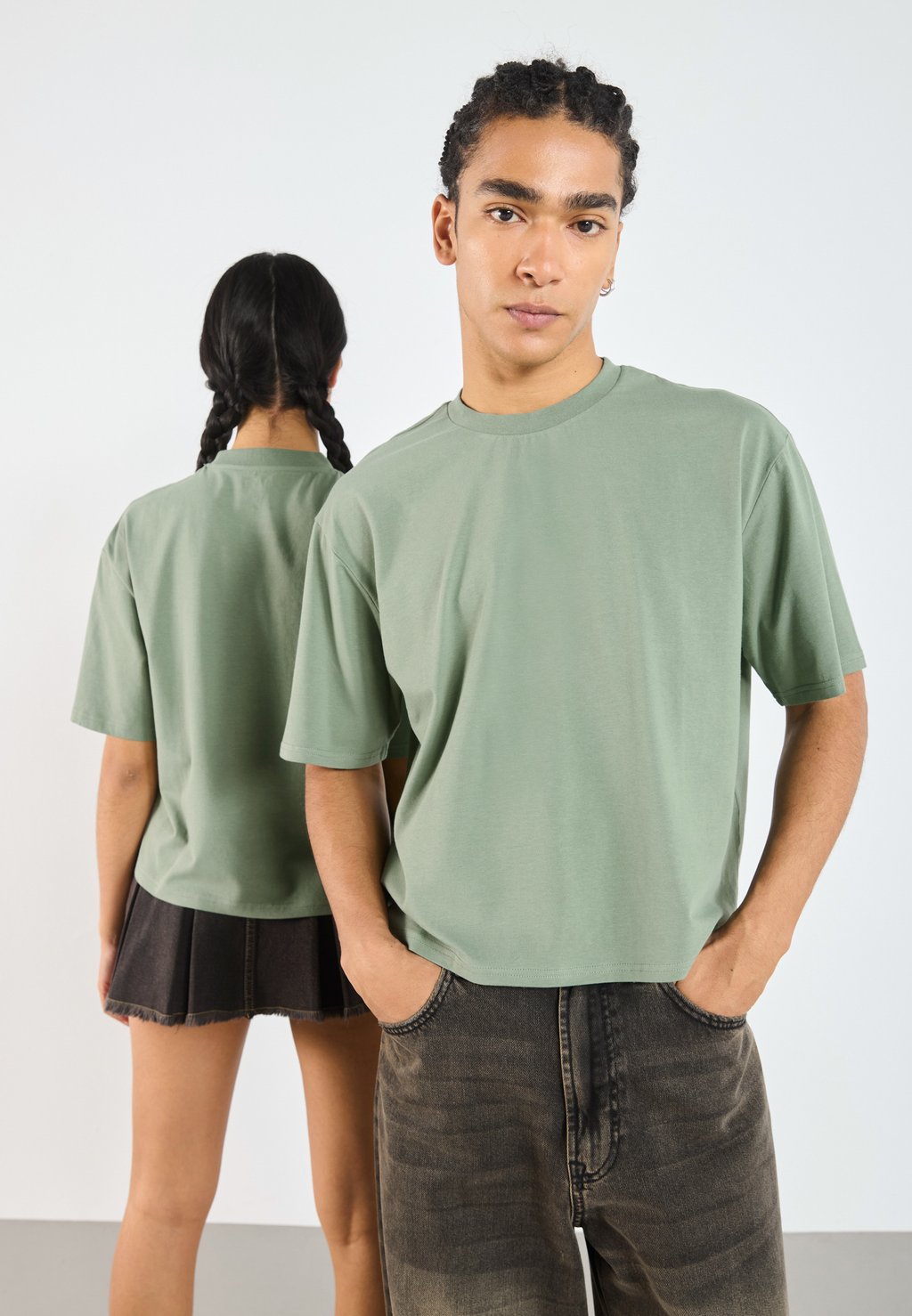 

Базовая футболка UNISEX YOURTURN, светло-зеленый