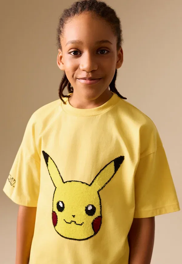 Футболка Licensed Pokemon Pikachu, Regular Fit Print T-Shirt Next, желтый с пайетками — фото 4