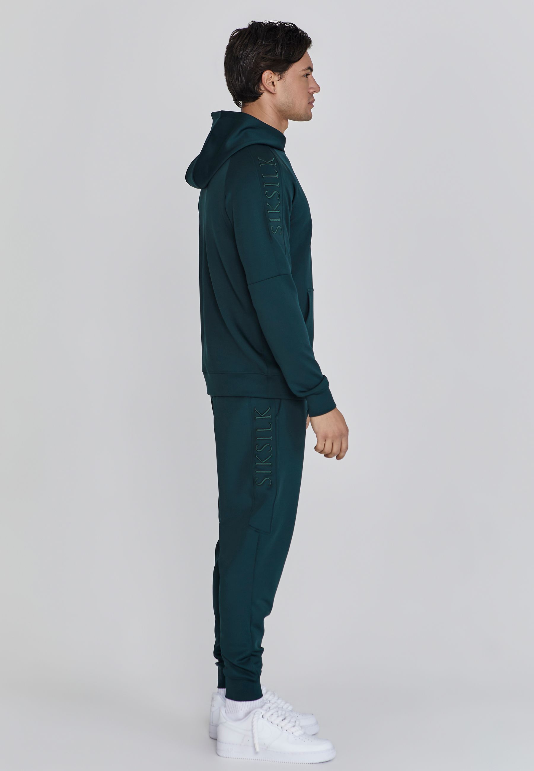 

Комплект из худи и спортивных штанов SikSilk, зеленый