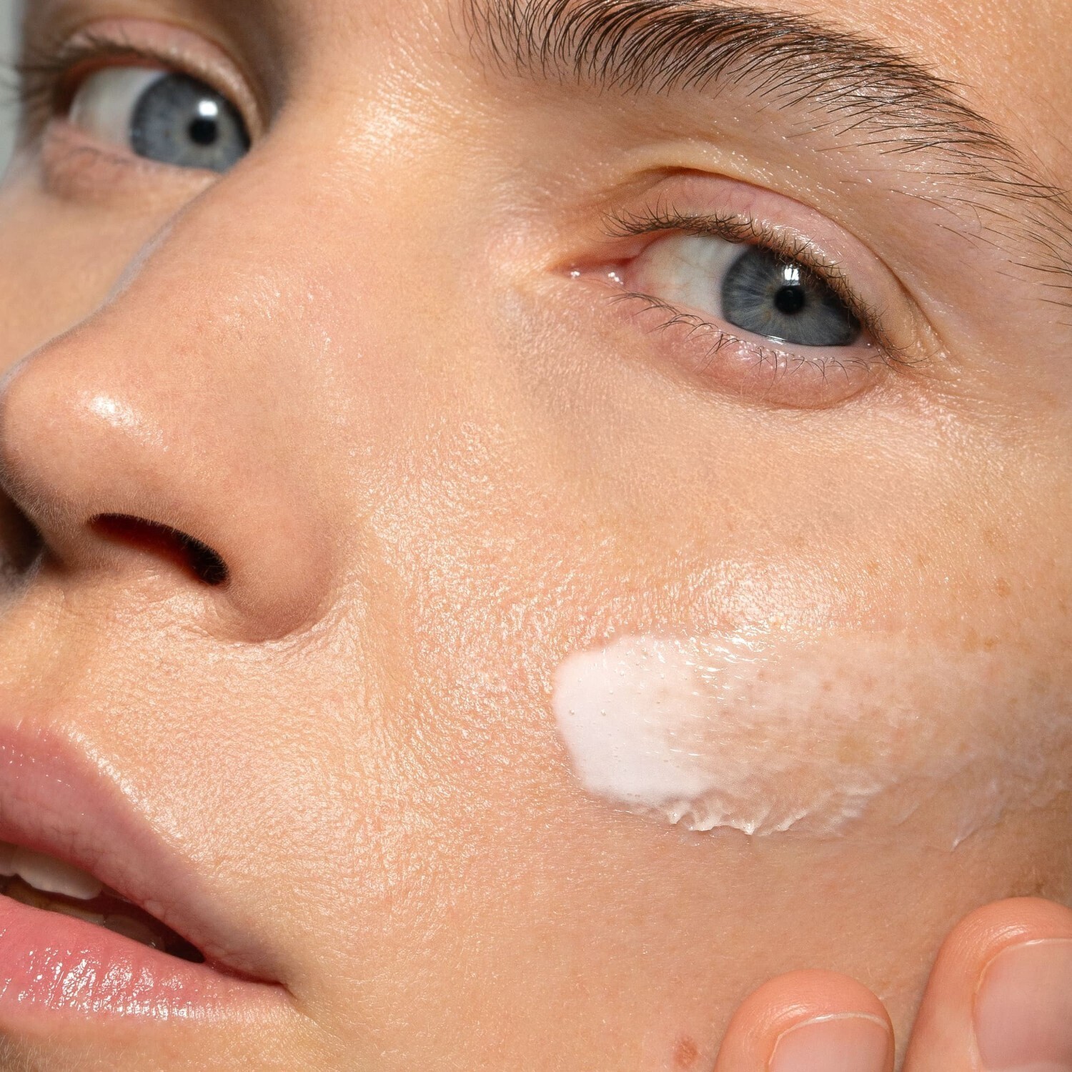 Крем для лица Mádara — Дневной retinol alternative Madara, объем, 50 мл — фото 4