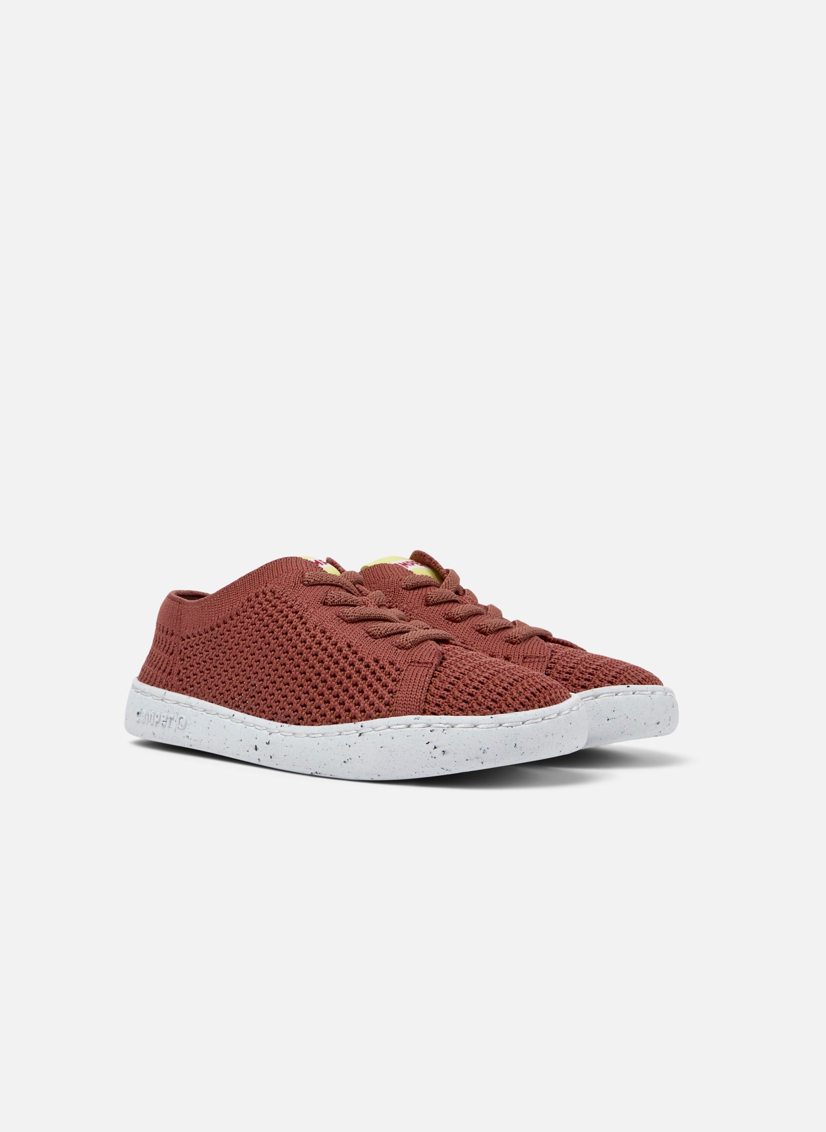 

Кроссовки для мальчиков Camper, цвет medium red