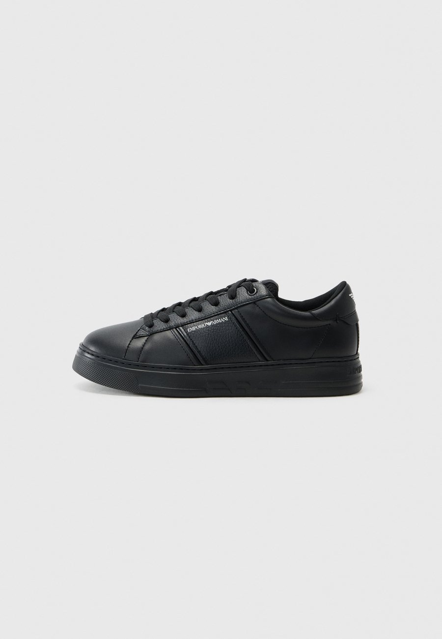 Кроссовки Emporio Armani Trainers, Black
