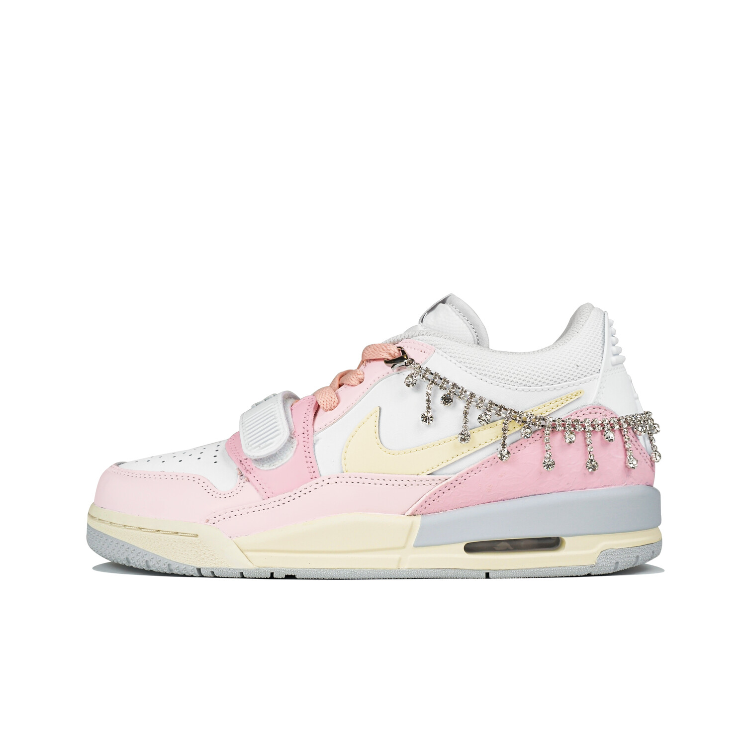 

Кроссовки Jordan Legacy 312 Vintage Basketball Shoes Women's Low-top White/pink, розовый