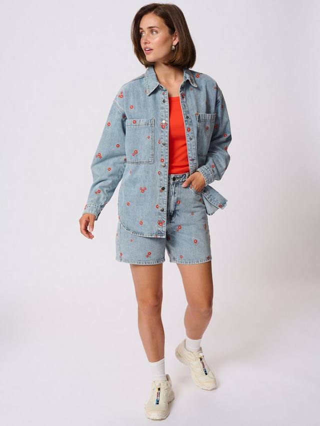 

Джинсовая куртка Ababeth с цветочной вышивкой KAFFE, Blue Denim/Red