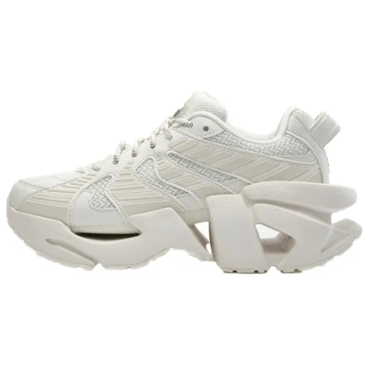 

Массивные кроссовки FILA Space унисекс, White