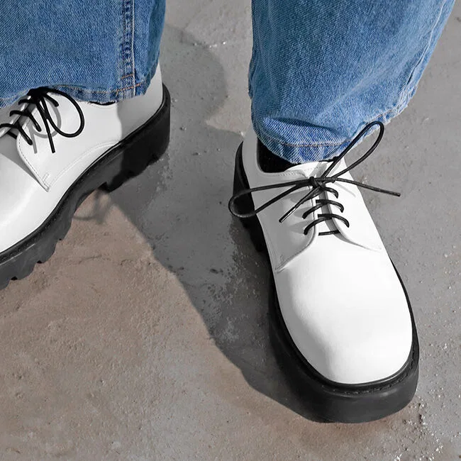 Мужские дерби Cliff Square Toe 4 Hole белого цвета от Wetheroad — фото 3