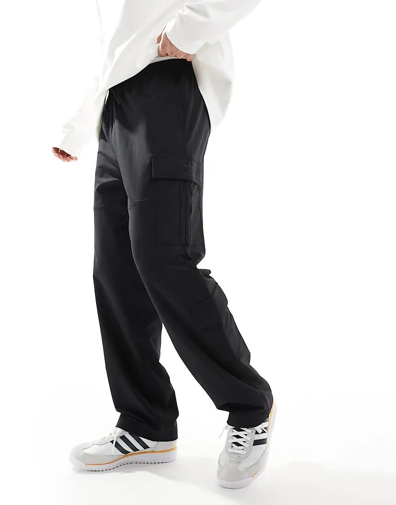 

Брюки-карго adidas Quad черного цвета adidas Originals
