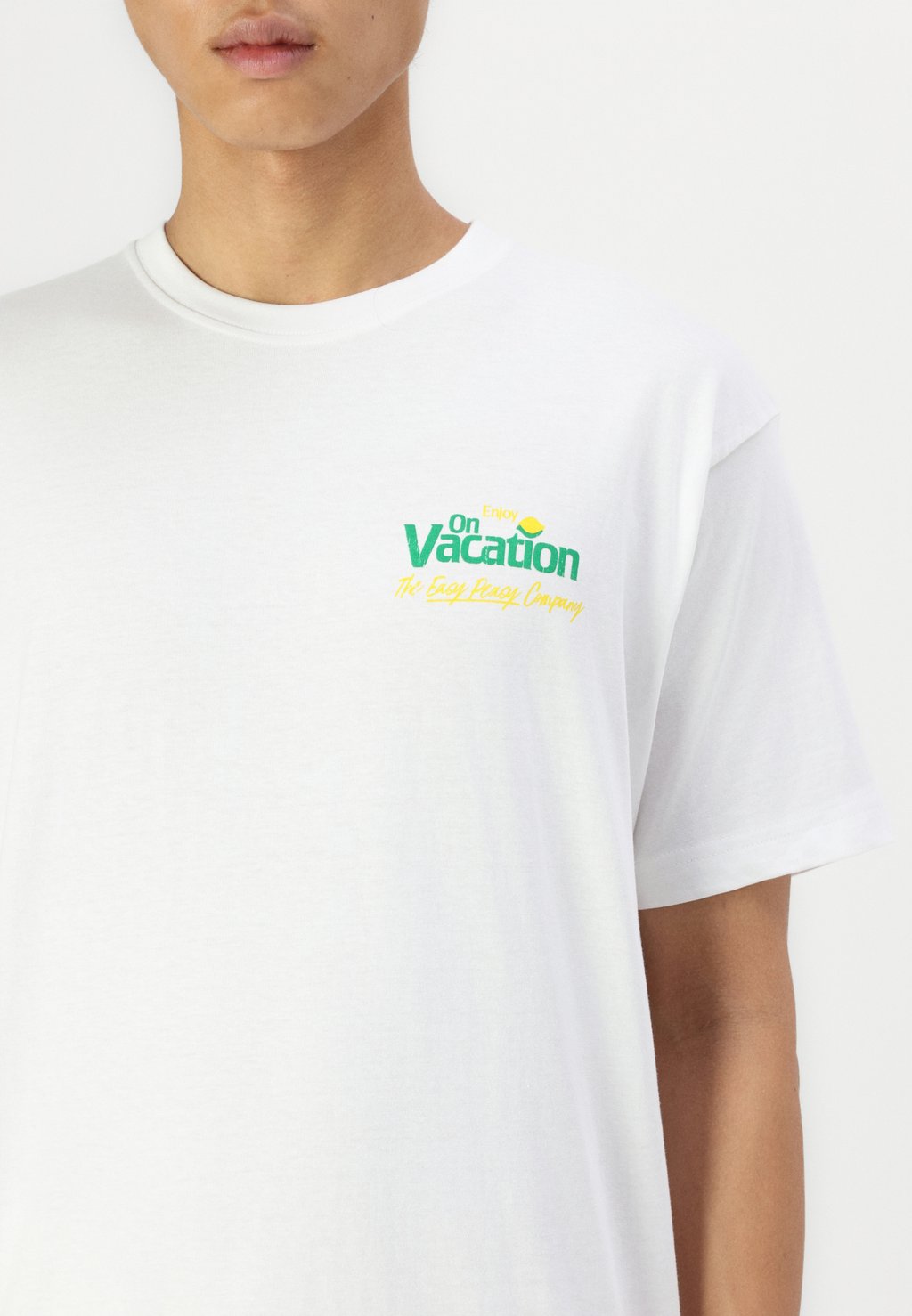 

Футболка с принтом LEMONADE UNISEX On Vacation, белый