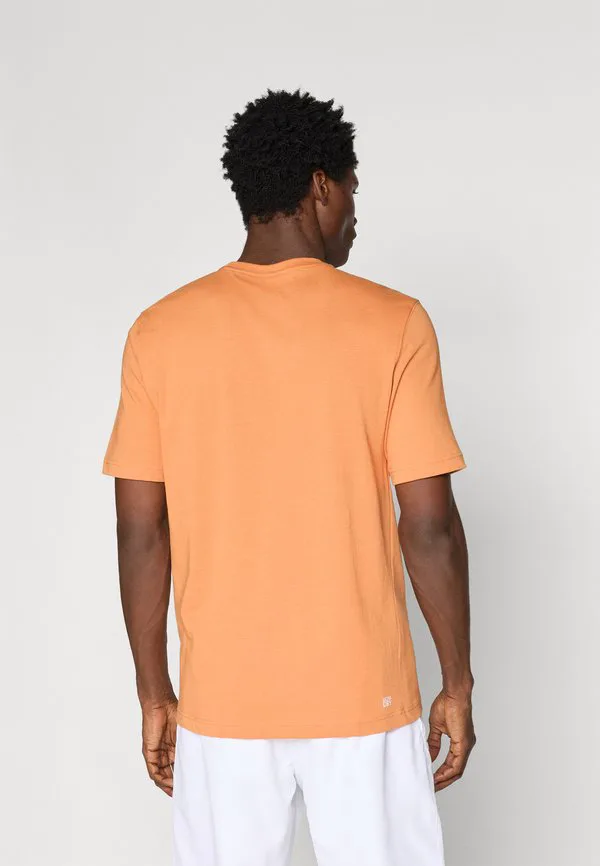Классическая спортивная футболка Lacoste Sport, Orange — фото 3