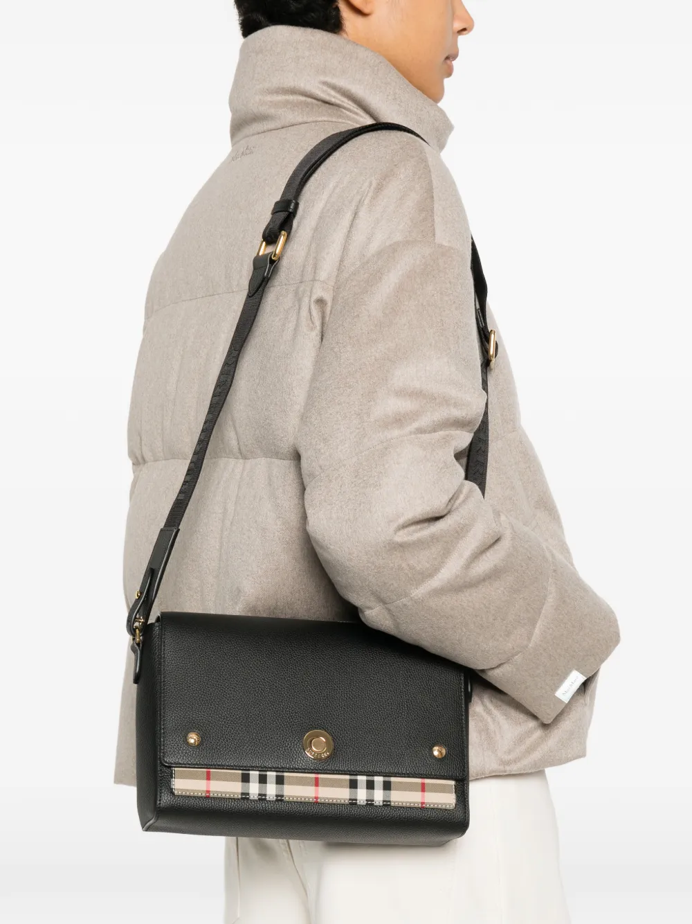 Сумка на плечо в клетку Burberry, черный — фото 2