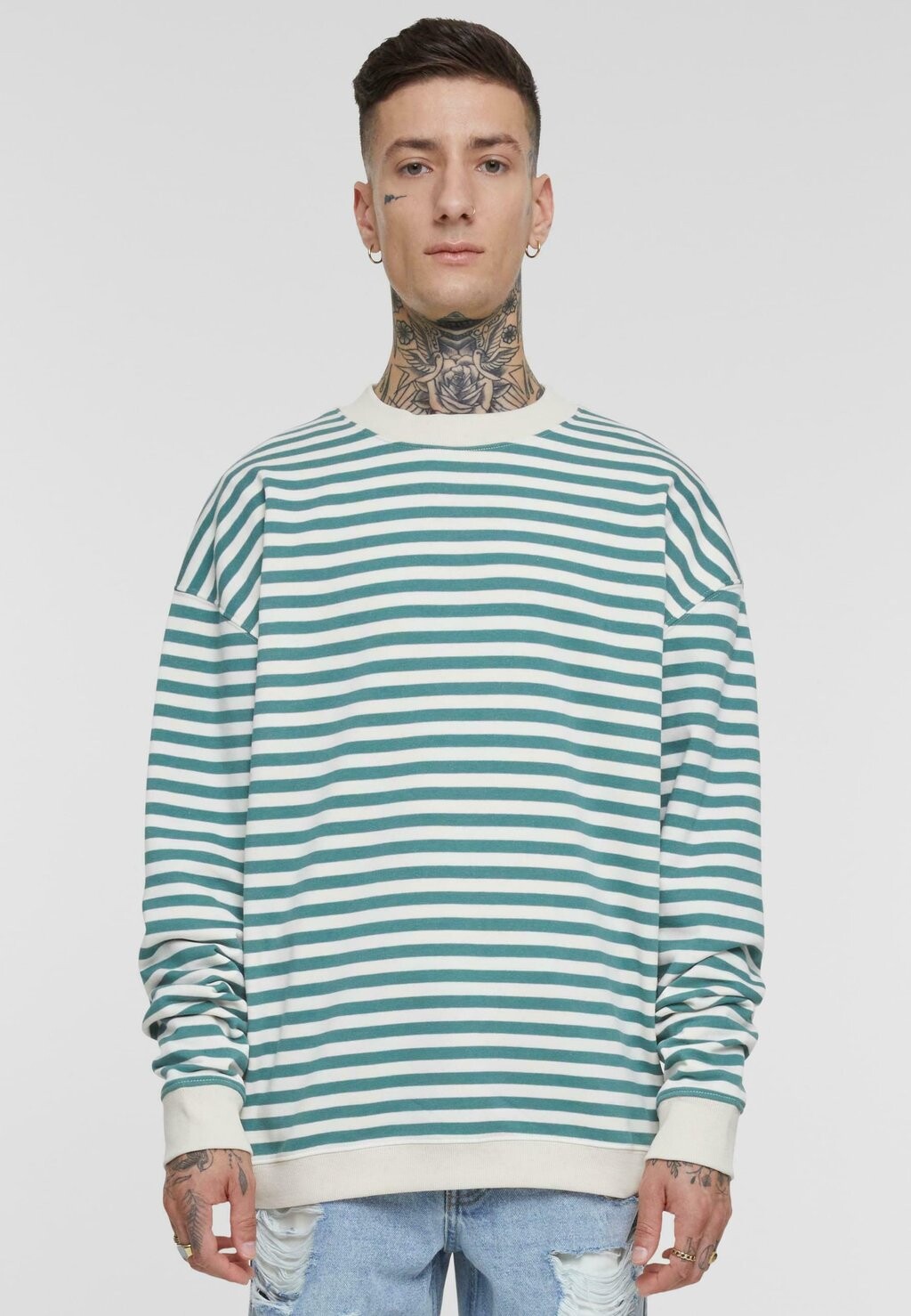

Толстовка STRIPED CREWNECK Urban Classics, зеленый