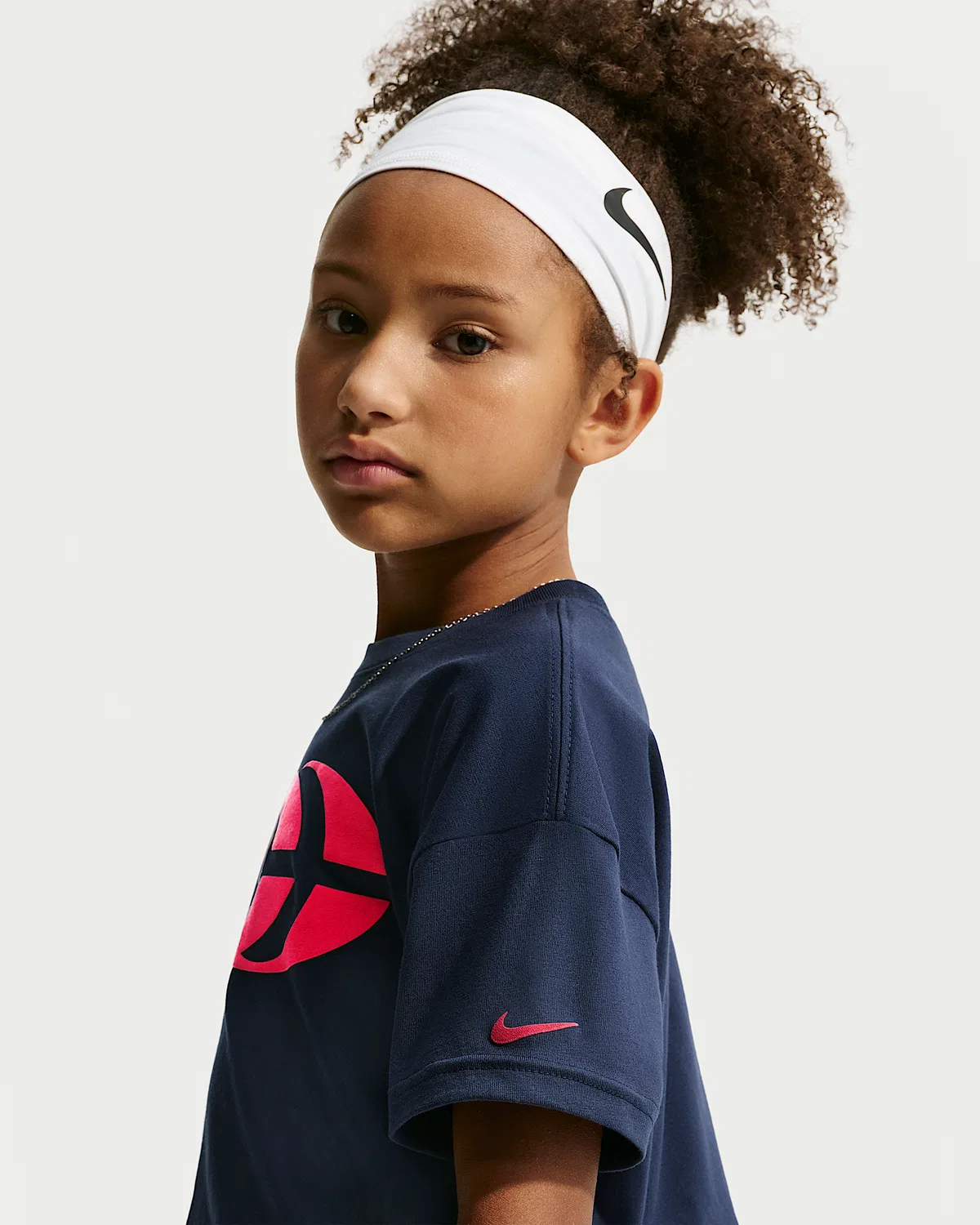 Детская футболка Nike Basketball Max90 Caitlin Clark, Midnight Navy/University Red — фото 4