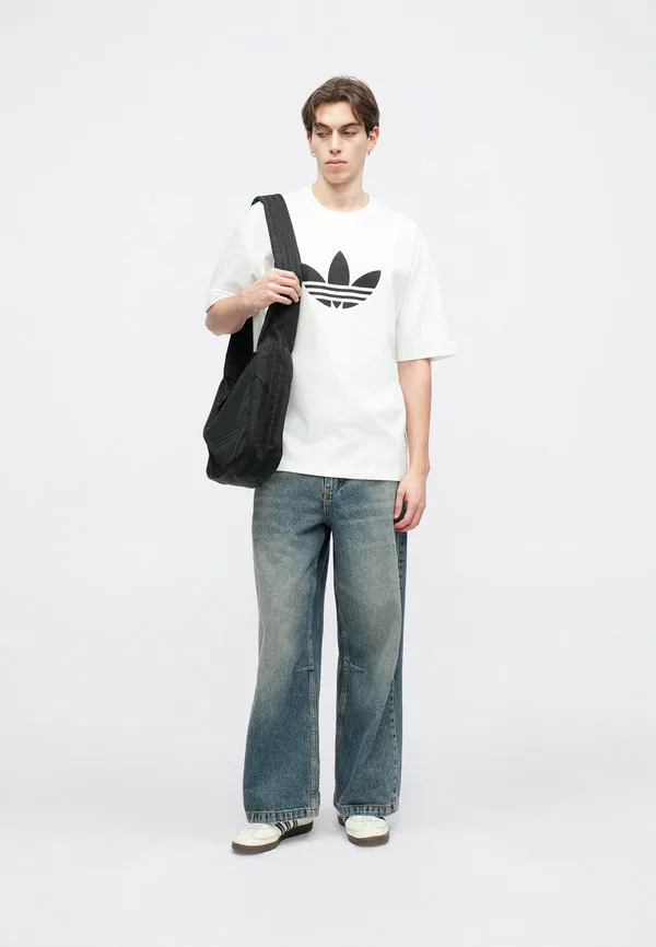 Футболка с принтом в виде трилистника Adidas Originals, White Black — фото 3
