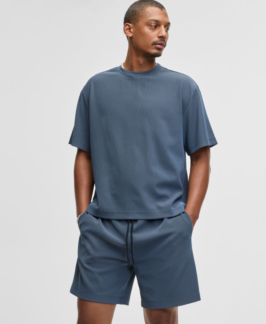 

Мужская трикотажная футболка с коротким рукавом, эксклюзивно от Macy's Mode of One, Blue Asphalt, Синий, Мужская трикотажная футболка с коротким рукавом, эксклюзивно от Macy's Mode of One, Blue Asphalt